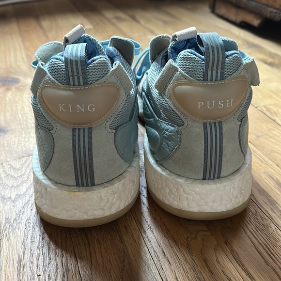 Mens Adidas Zone Boost Pusha T King Push Baby Blue Sneakers - Picture 4 of 4